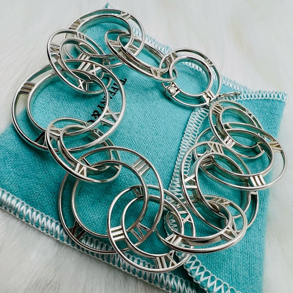 Tiffany Atlas Open Circles Bracelet - Picture 3 of 7